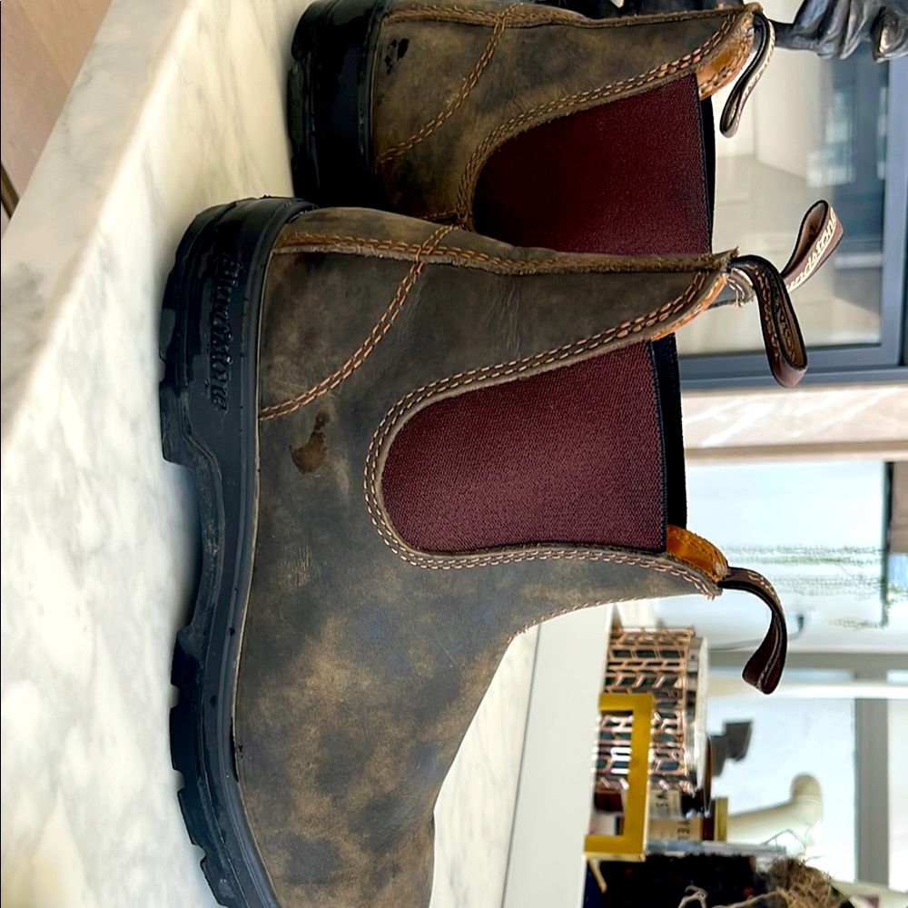 Blundstone Brown Chelsea Boots Rustic Design